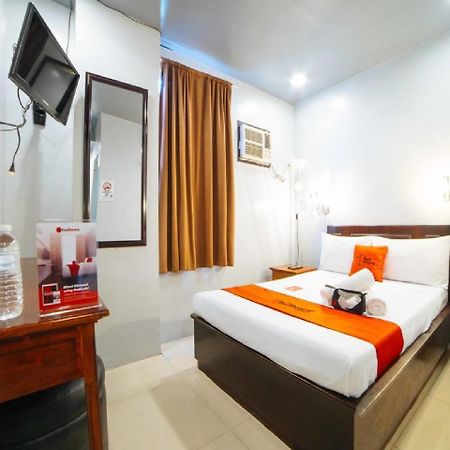 Reddoorz Plus @ Tayuman Manila Exterior photo