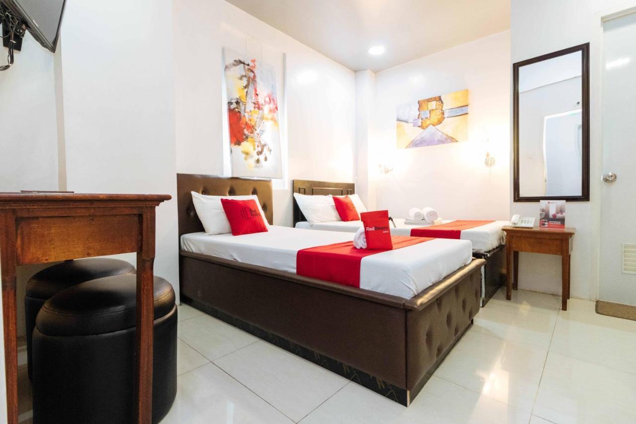 Reddoorz Plus @ Tayuman Manila Exterior photo