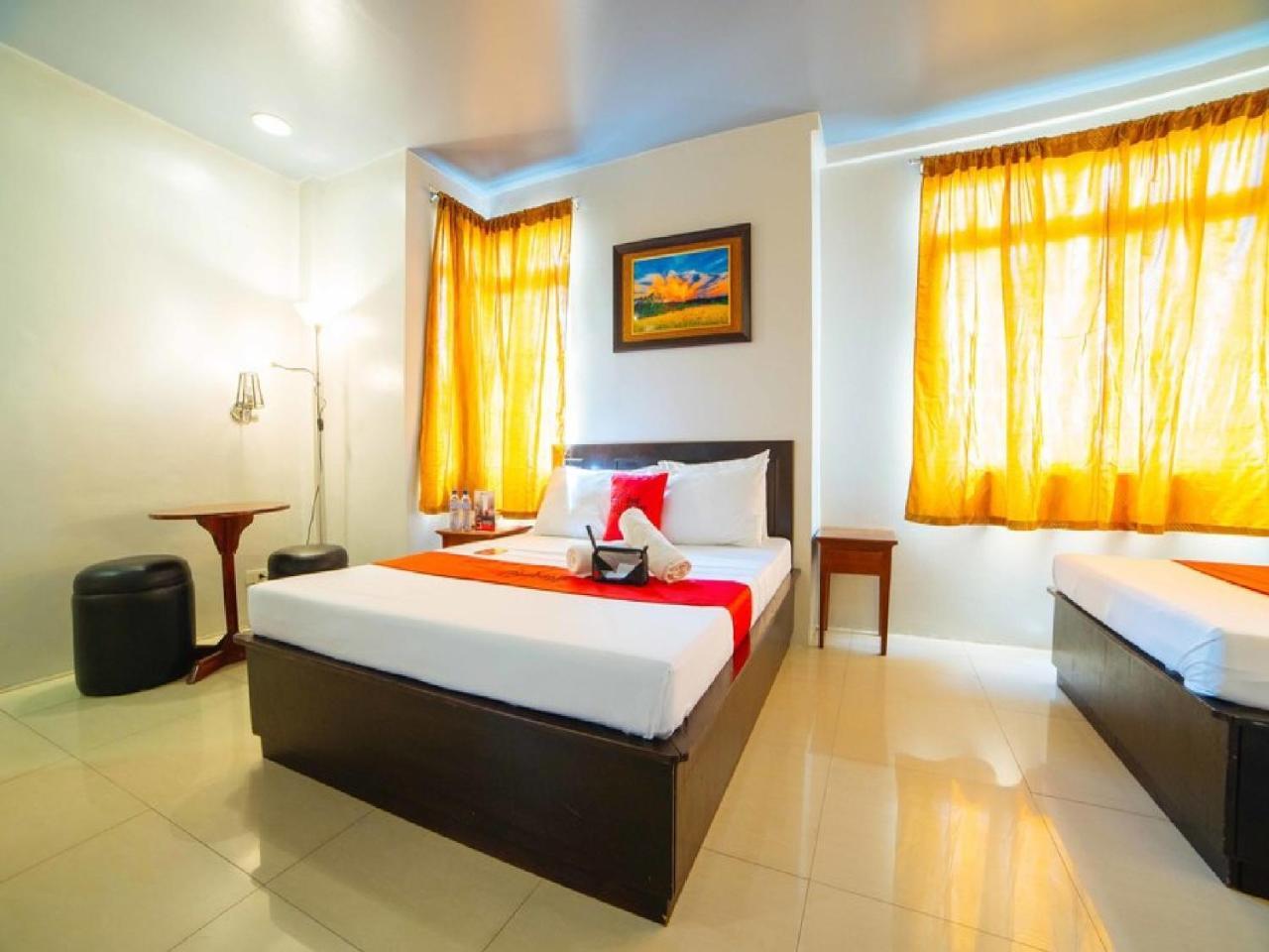 Reddoorz Plus @ Tayuman Manila Exterior photo
