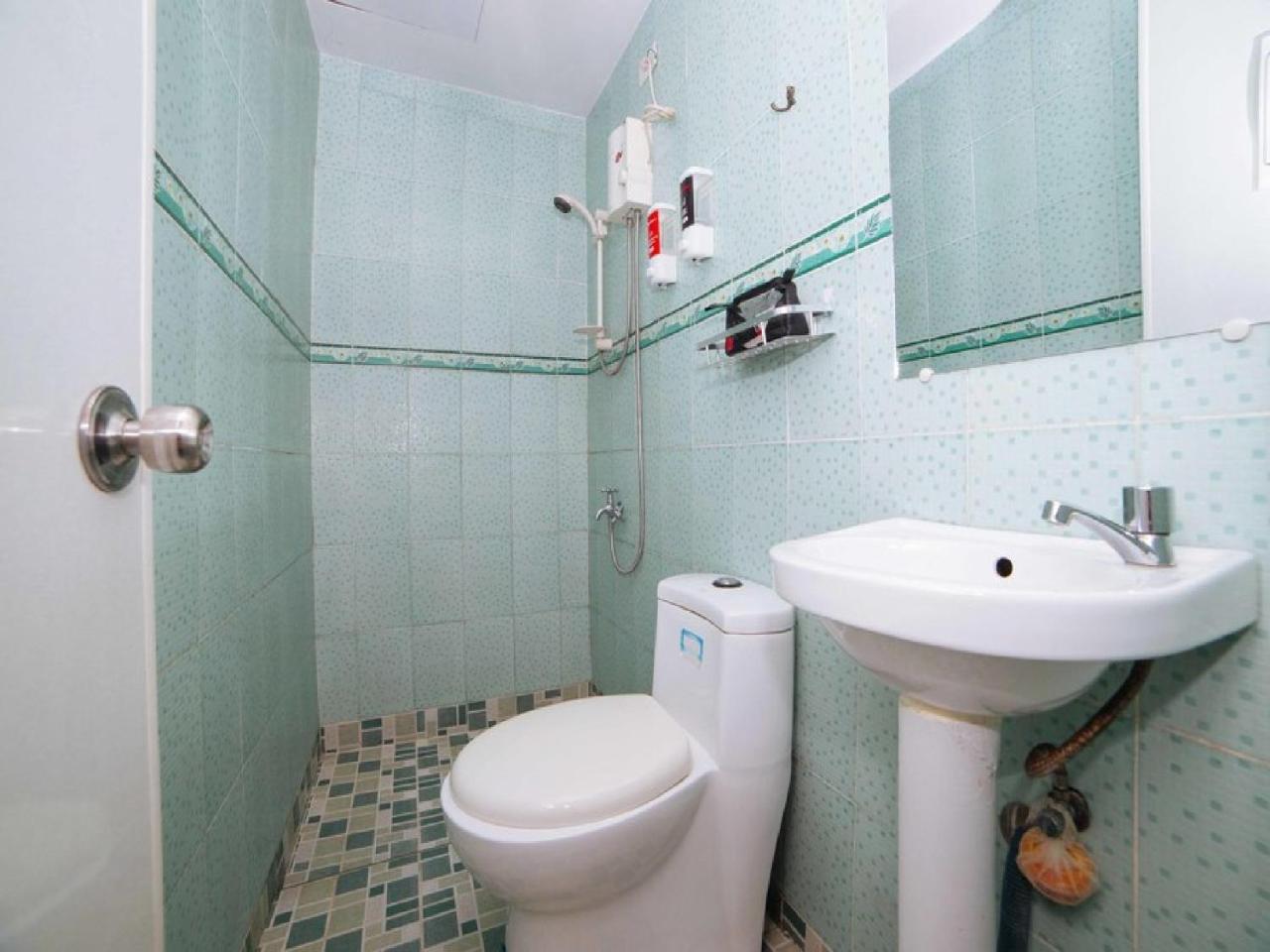 Reddoorz Plus @ Tayuman Manila Exterior photo