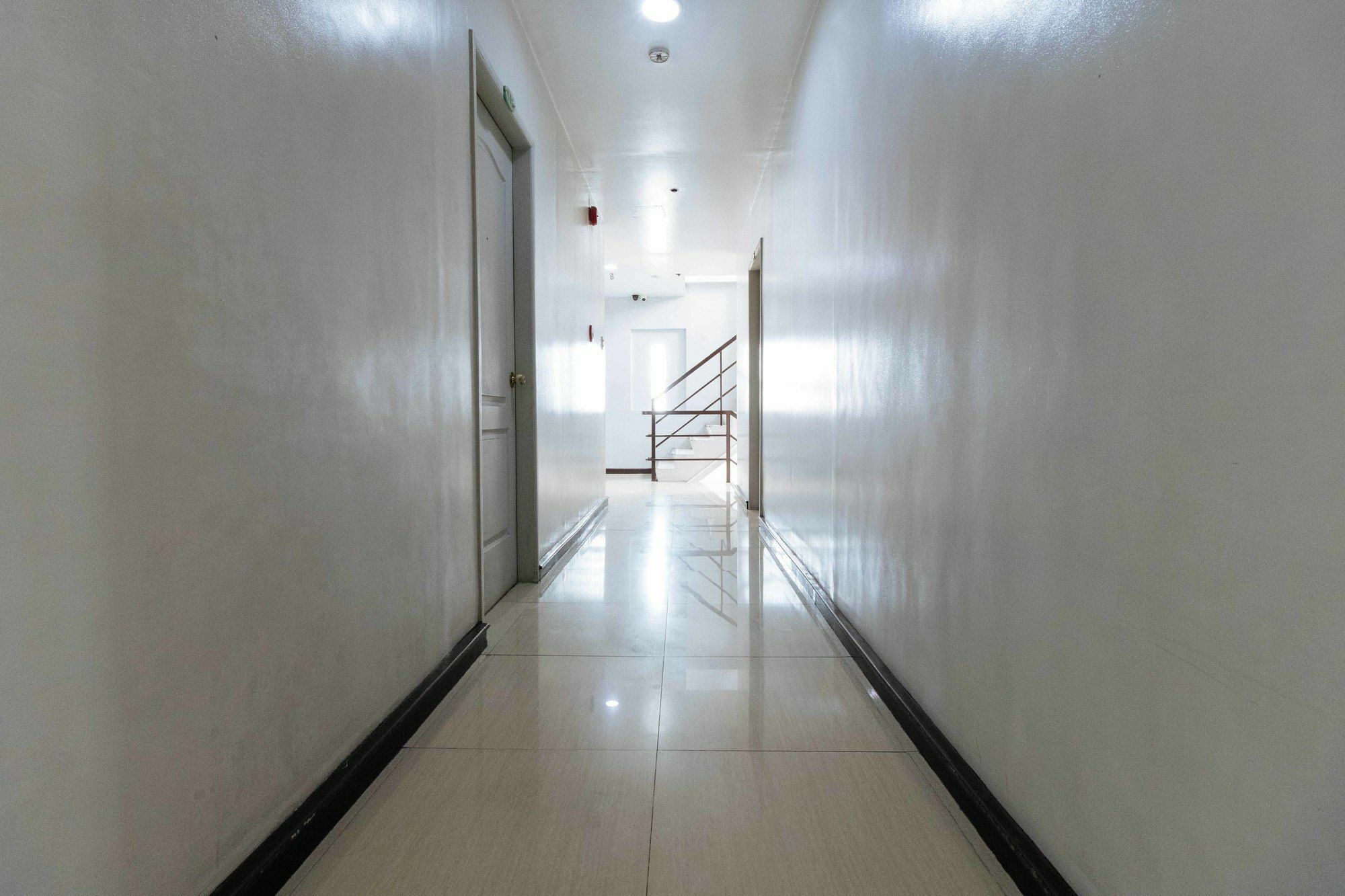 Reddoorz Plus @ Tayuman Manila Exterior photo