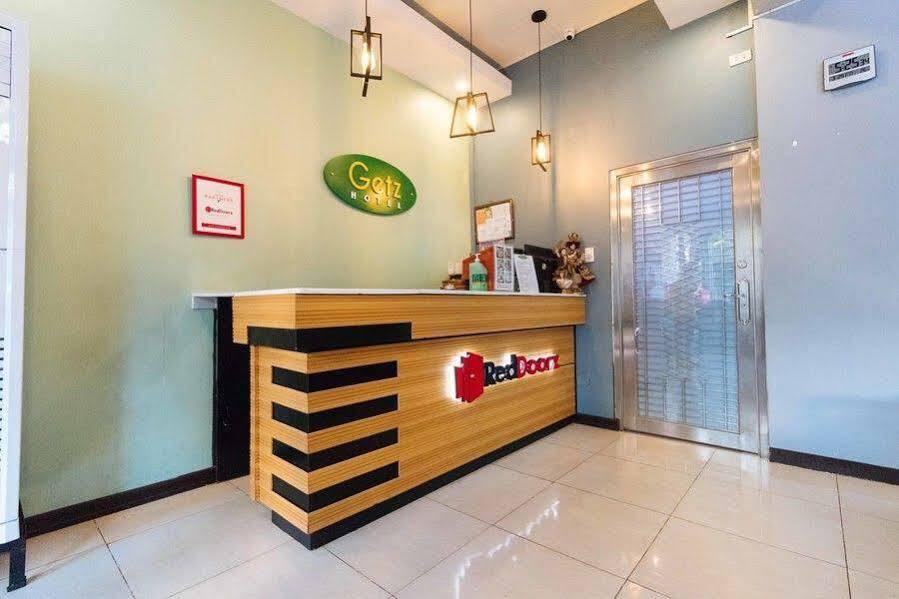 Reddoorz Plus @ Tayuman Manila Exterior photo